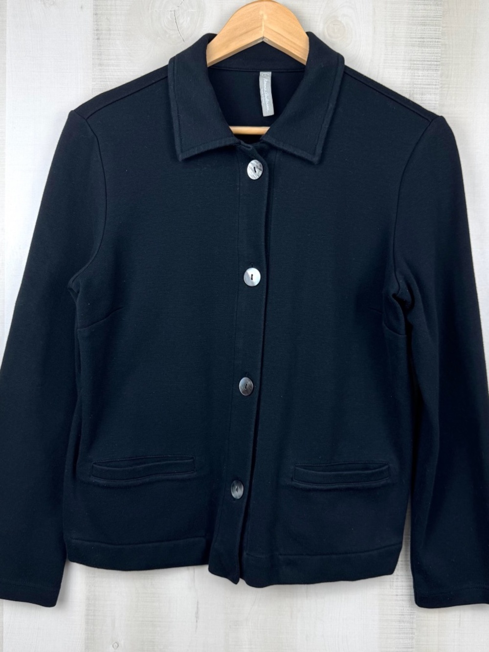Hanna Andersson Women’s Ponte Knit Black Jacket Iridescent Buttons Small